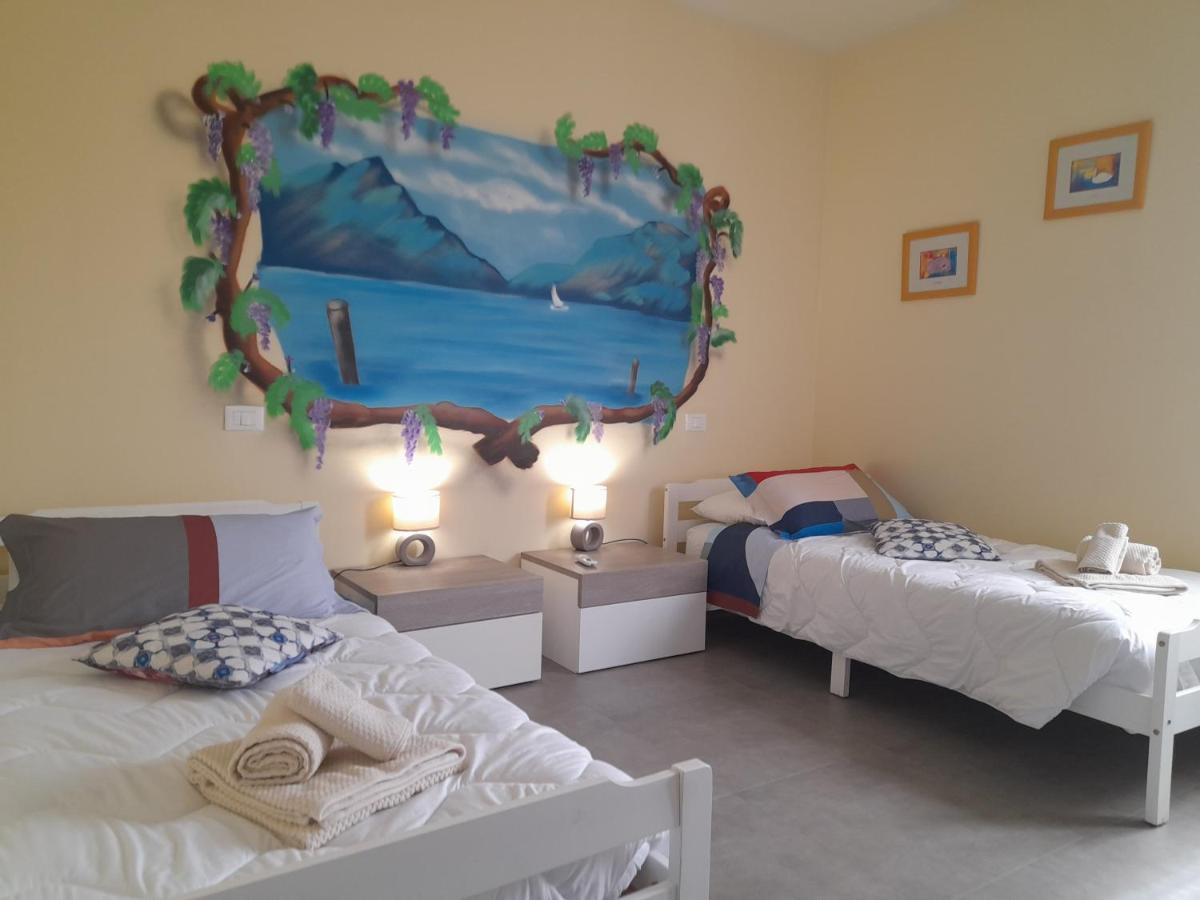 Villa La Magnolia - Private Beach Access, Garden, Views Лацизе Екстериор снимка