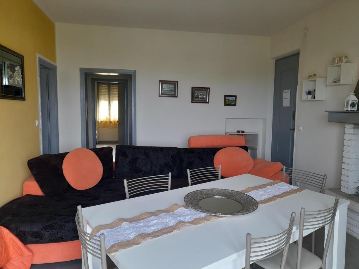 Villa La Magnolia - Private Beach Access, Garden, Views Лацизе Екстериор снимка