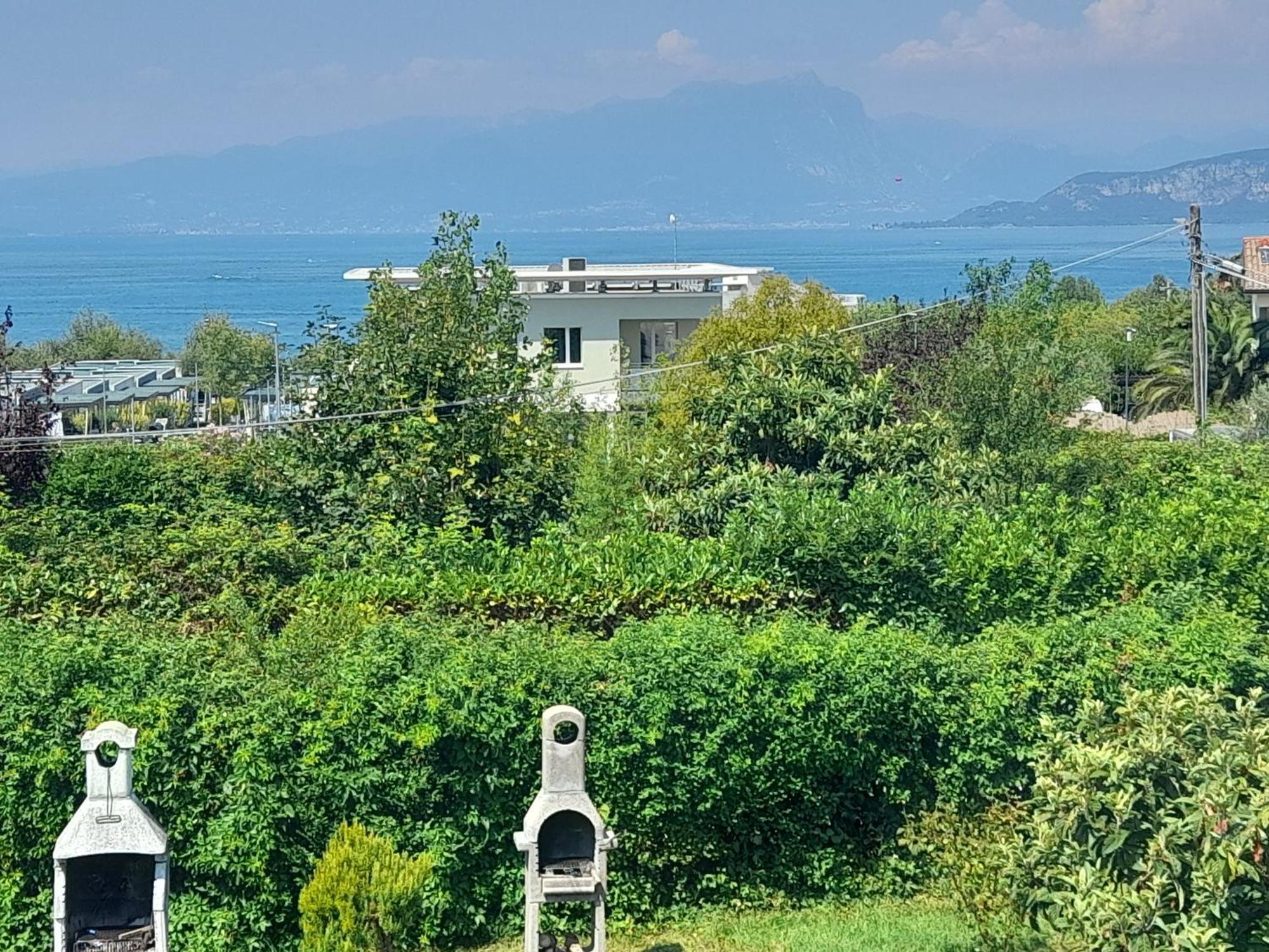 Villa La Magnolia - Private Beach Access, Garden, Views Лацизе Стая снимка